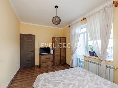 квартира за адресою Зелена вул., 27