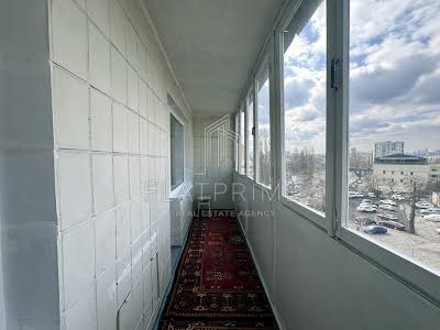 квартира за адресою Соборності просп. (Возз'єднання), 13-А