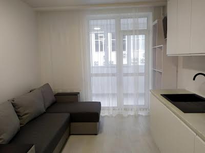 квартира за адресою вул. Героїв УПА, 73
