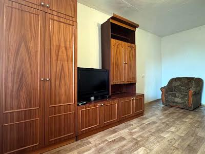 квартира за адресою Академіка Грушевського вул., 44