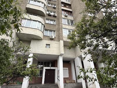 квартира по адресу Дарницкий бульв., 1