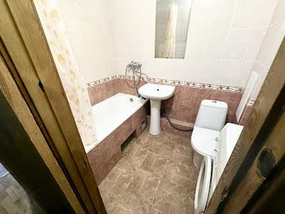 квартира по адресу Оболонский просп., 34-Б