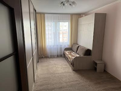 квартира за адресою Софії Русової вул., 3-А