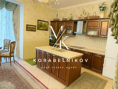 будинок за адресою Освіти вул., 12