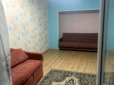 квартира за адресою Краснова Миколи вул., 7
