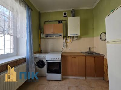 квартира за адресою Богдана Хмельницького бульв., 3