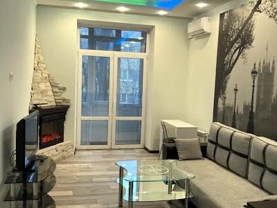 квартира за адресою Велика Китаївська вул., 83