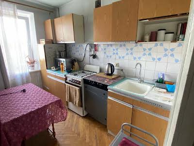 квартира за адресою Миколи Хвильового вул., 38