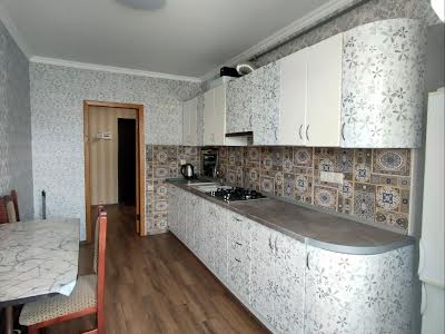 квартира за адресою Замарстинівська вул. (Калініна), 233а