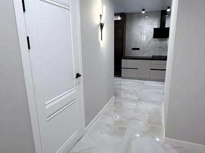 квартира по адресу Крайковского ул., 1