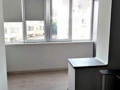 квартира по адресу Академика Амосова ул., 7