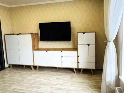 квартира за адресою Героїв Небесної Сотні просп., 18/2