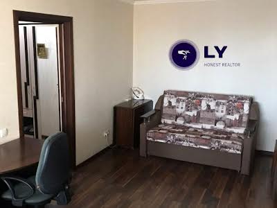 квартира по адресу Героев просп., 3а