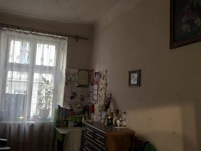 квартира по адресу Гетьмана Дорошенко ул. (Жовтневая), 31