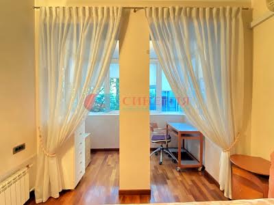квартира за адресою Різницька вул., 11