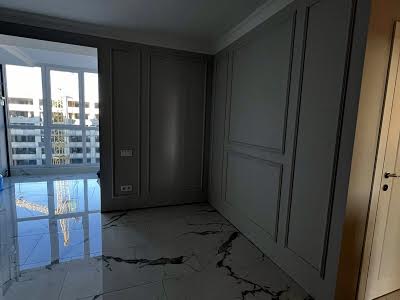квартира за адресою Приміська вул., 8