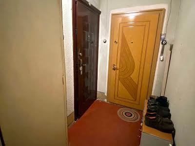 квартира за адресою Коломийська вул., 6