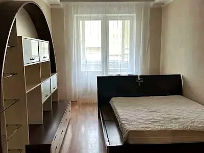квартира по адресу Владимира Ивасюка просп. (Героїв Сталінграду), 8