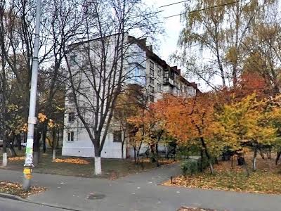 квартира за адресою Солом'янська пл., 27