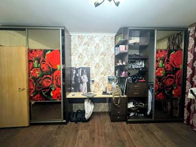 квартира по адресу Червоной Калины просп. (Владимира Маяковского), 91-В