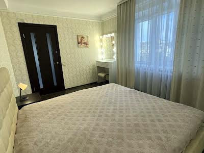 квартира за адресою Лесі Українки бульв., 5