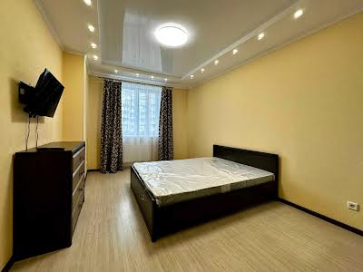 квартира за адресою Боголюбова вул., 35
