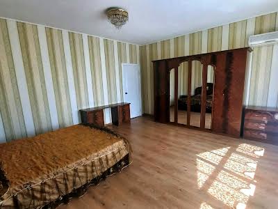 будинок за адресою Окружна вул.