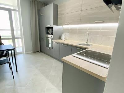 квартира за адресою Миколи Гулака вул., 4