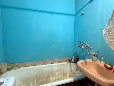 квартира за адресою Драгоманова вул., 7-А