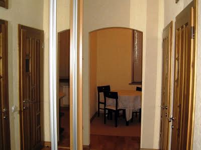 квартира по адресу Почайнинская ул., 4