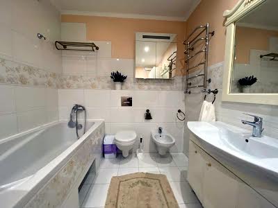 квартира по адресу Водопровідна ул., 75/2
