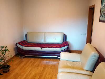 квартира за адресою Дубровицька вул., 10