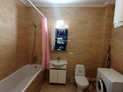 квартира по адресу Драгоманова ул., 2а
