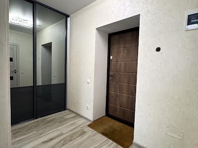 квартира за адресою Машинобудівників вул., 31