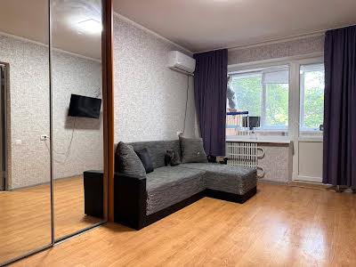квартира за адресою Миру просп., 18
