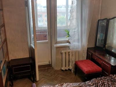 квартира за адресою Дегтярівська вул., 6