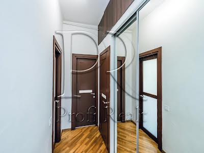 квартира за адресою Євгена Коновальця вул. (Щорса), 18