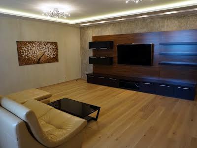 квартира за адресою Парково-Сирецька вул. (Тимофія Шамрила), 4в
