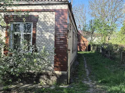 будинок за адресою Шкільна, 9