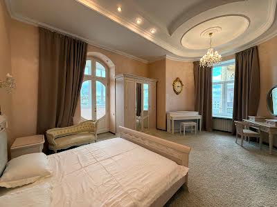 квартира за адресою Костельна вул., 8