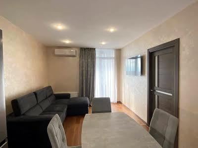 квартира за адресою Червоної Калини просп., 56а