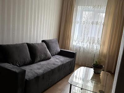 квартира за адресою Володимира Великого вул., 5