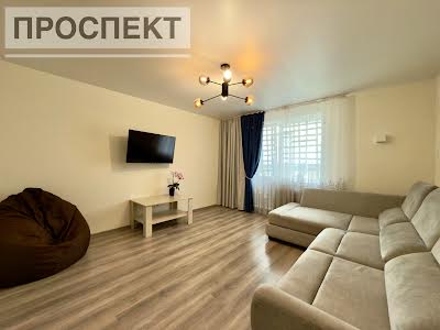 квартира за адресою Михайла Лушпи просп., 5 к22
