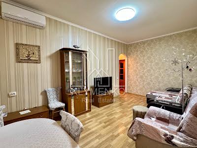 квартира по адресу Сулеймана Стальского ул., 4
