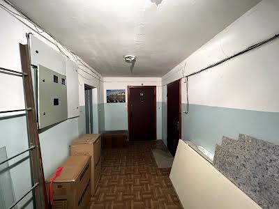 квартира за адресою Машинобудівників вул., 1-В