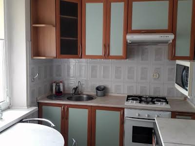 квартира за адресою Михайла Омеляновича-Павленка вул. (Суворова), 13