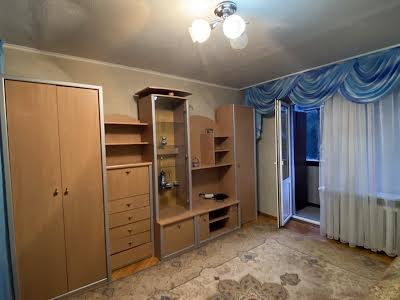 квартира за адресою Дніпроводська вул., 3