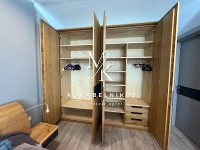 квартира за адресою Митрополита Василя Липківського вул. (Урицького), 37 б