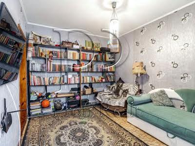 квартира по адресу Анны Ахматовой ул., 16-В