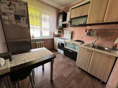 квартира за адресою Владислава Бувалкіна вул. (Бочарова Генерала), 46